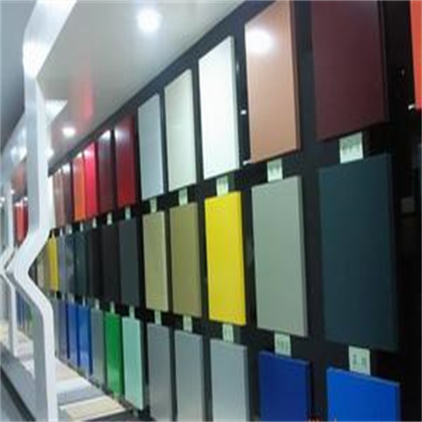 Il pannello composito di alluminio ad alto lucido protegge dall'inquinamento e offre eleganti decorazioni agli edifici