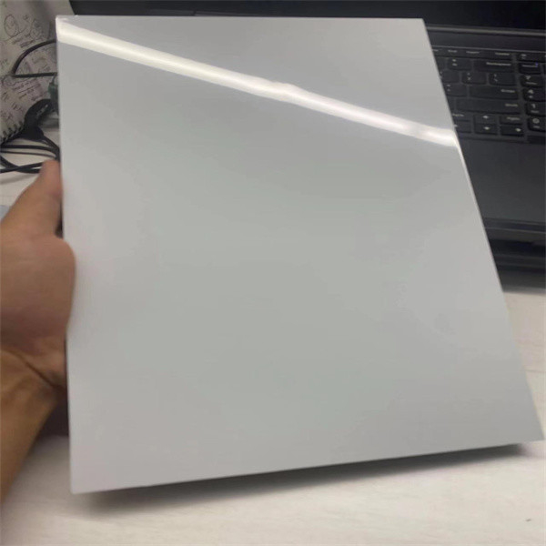 Pannello composito di alluminio di alta lucente ACP alucobond disegno per rivestimento di cartelloni, rivestimenti per pareti di tenda e decorazioni interne Rifugio interno