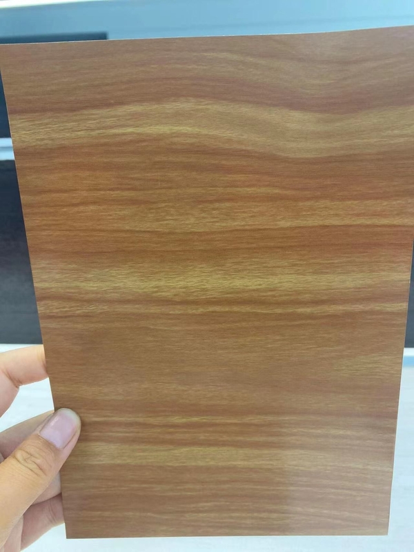 Fabbricazione di pannelli compositi di alluminio per rivestimento di pareti di tende, di pareti esterne e di decorazioni interne