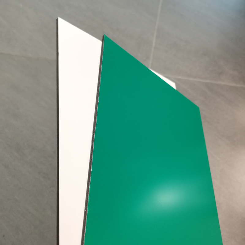 Durabile PE leggero pannello composito in alluminio PE superficie di rivestimento vari colori