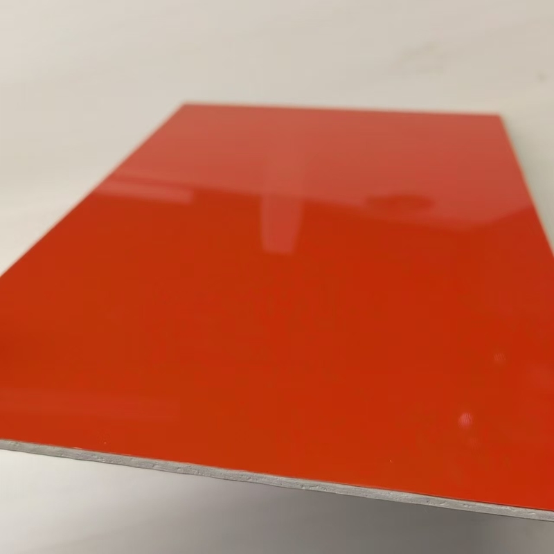 Pannello composito di alluminio resistente al fuoco leggero con rivestimento in PVDF e rivestimento in nano-PVDF per un'installazione e una manutenzione facili