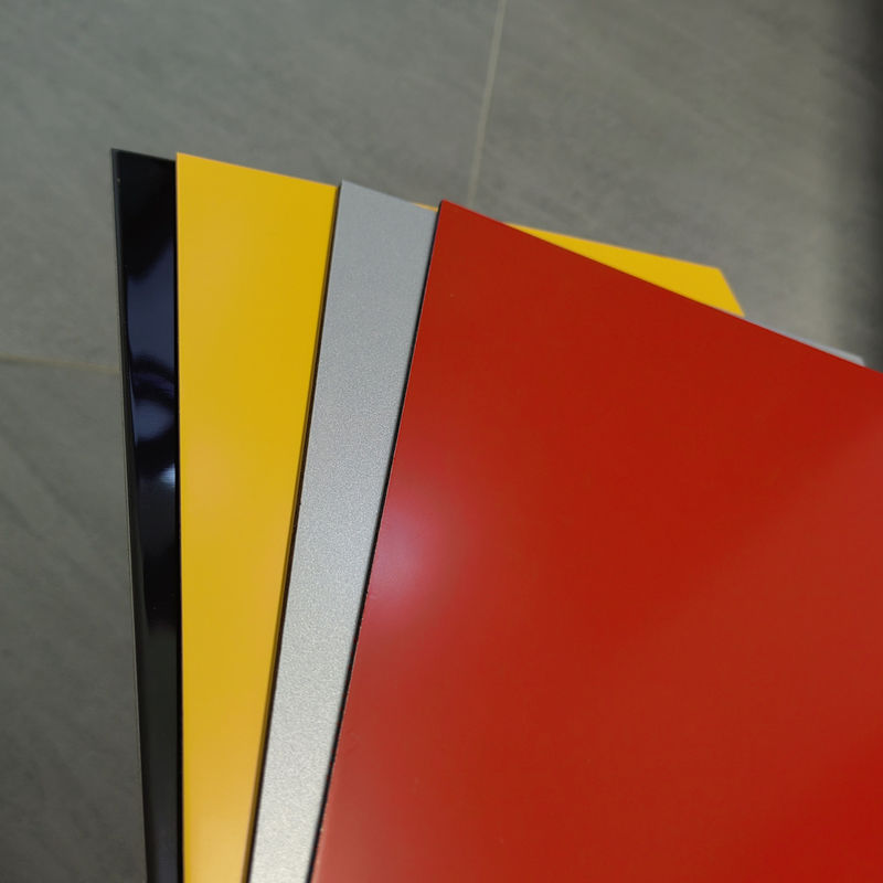 Pronto per la spedizione 2mm ACP Alta resistenza e ignifughi, PE PVDF Finitura lucida per pareti divisorie Best seller su Ali