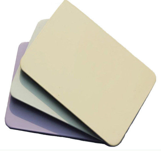 Pannello composito di alluminio colorato ACP con alucobondo a disegno per rivestimento di cartelloni pubblicitari
