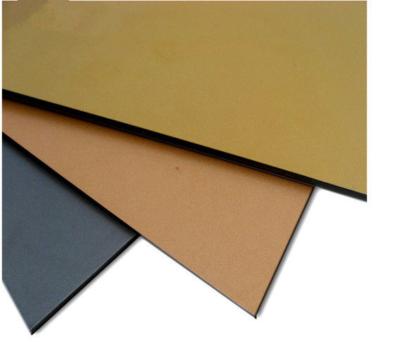 Specchio pannello di alluminio lucidato 0.04-0.5mm Core di polietilene 30%-70% lucente 1220-2000mm ISO certificato