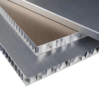 Pannello in alluminio per soffitti, coperture, pareti interne ed esterne, ecc.