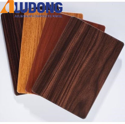 OEM & ODM Legno di grano ACP ACM 1550 * 3000mm, Nano Rivestimento, Anti-graffi e insonorizzante per la stazione della metropolitana Top Quality