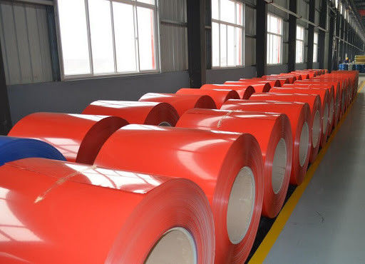 Coil di alluminio pre-tinto avanzato per le esigenze di costruzione contemporanee