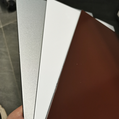 Ricicli lo spessore composito di alluminio del pannello 4mm del PE 1220*4880*3